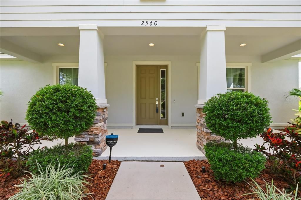 For Sale: $449,900 (4 beds, 2 baths, 2301 Square Feet)