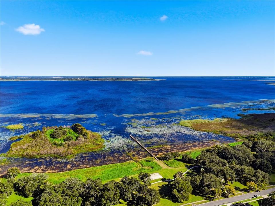 For Sale: $449,900 (4 beds, 2 baths, 2301 Square Feet)