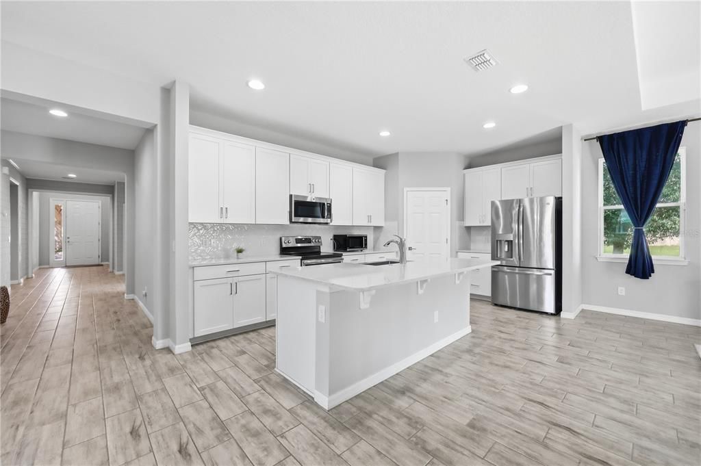 For Sale: $449,900 (4 beds, 2 baths, 2301 Square Feet)