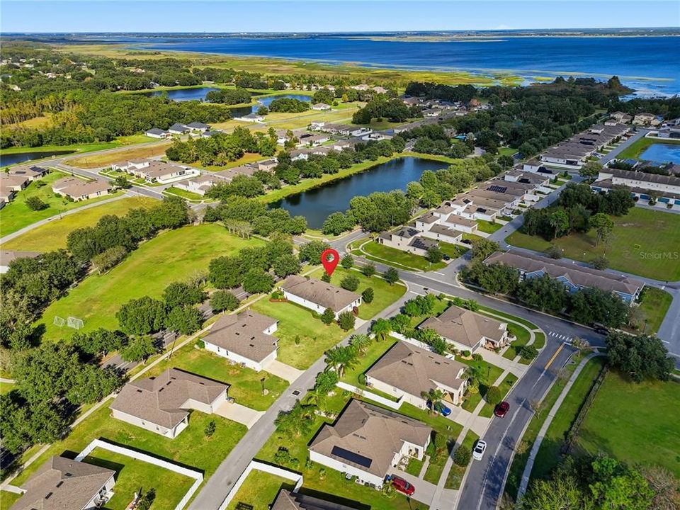 For Sale: $449,900 (4 beds, 2 baths, 2301 Square Feet)