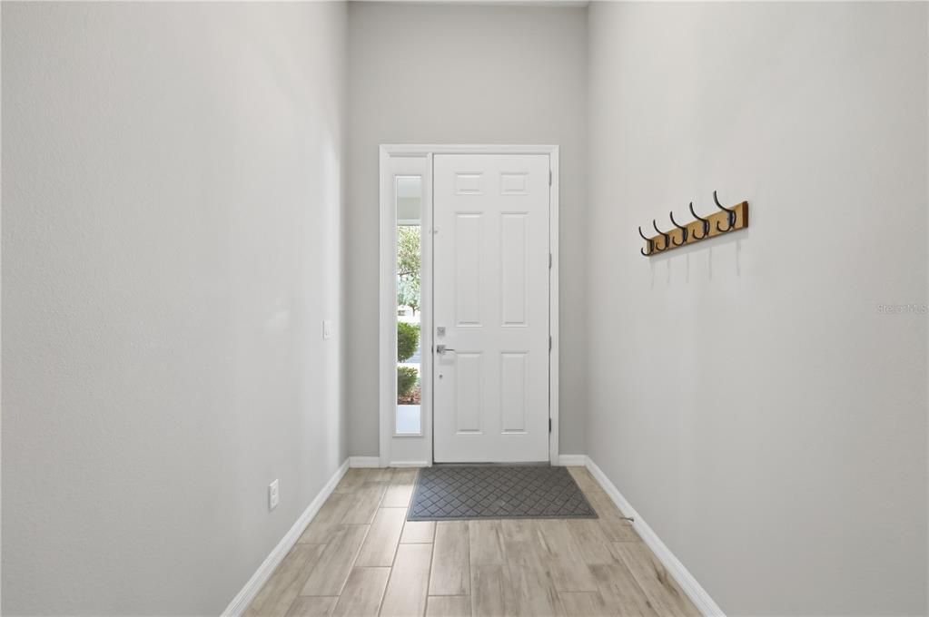 For Sale: $449,900 (4 beds, 2 baths, 2301 Square Feet)