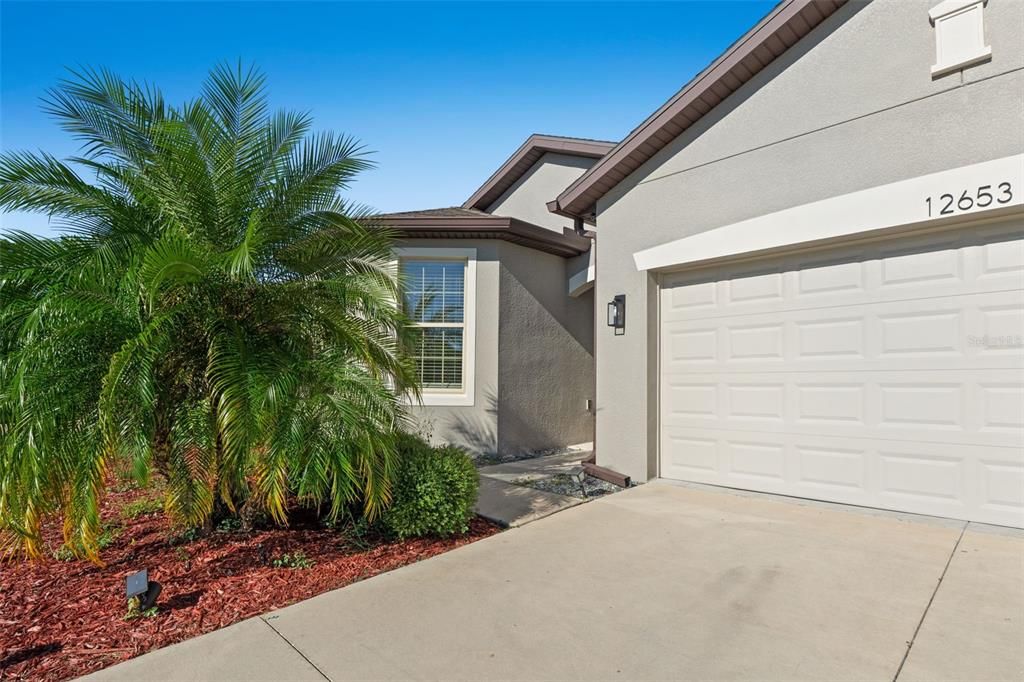 For Rent: $3,000 (4 beds, 2 baths, 1673 Square Feet)