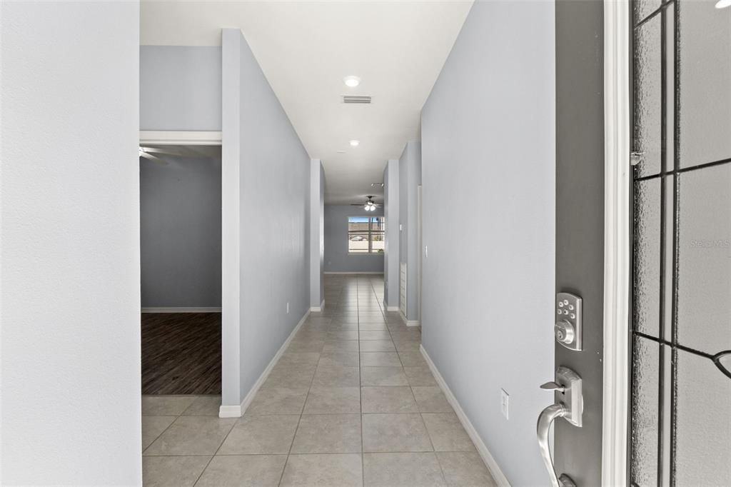 For Rent: $3,000 (4 beds, 2 baths, 1673 Square Feet)