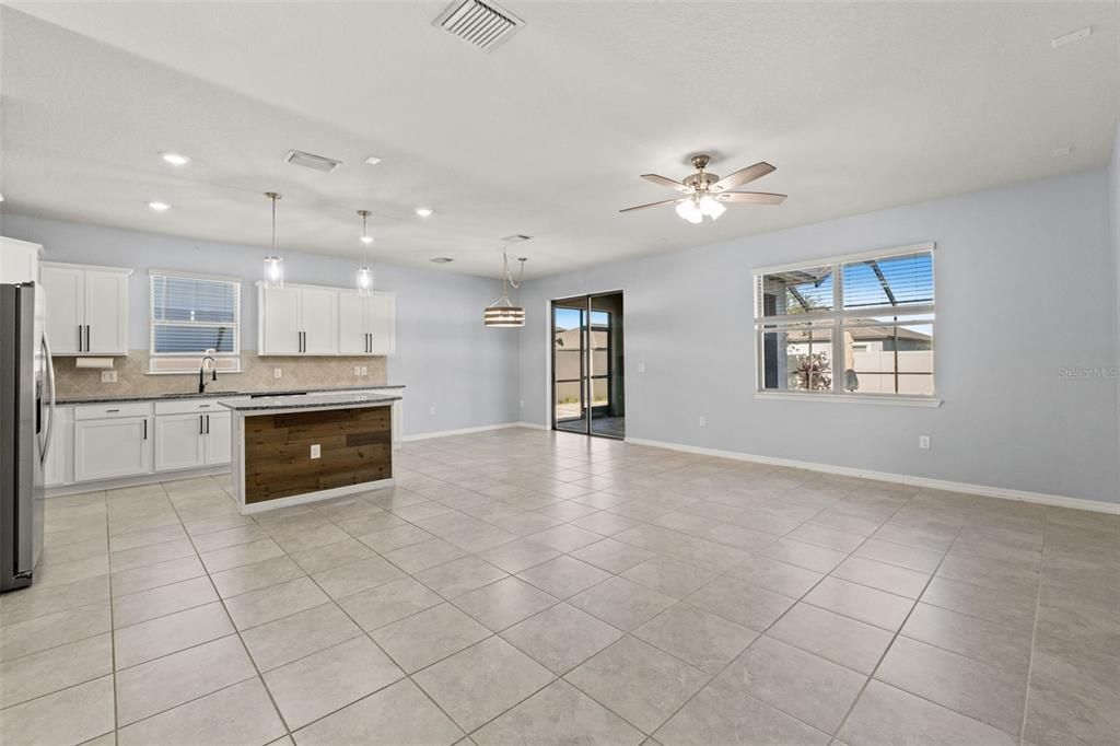 For Rent: $3,000 (4 beds, 2 baths, 1673 Square Feet)