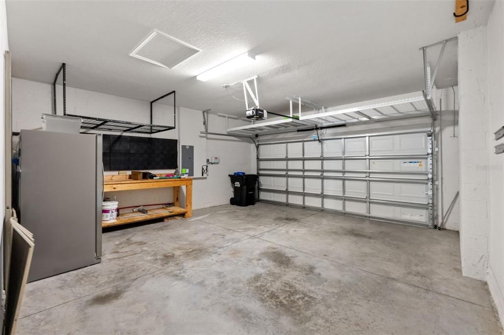 For Rent: $3,000 (4 beds, 2 baths, 1673 Square Feet)