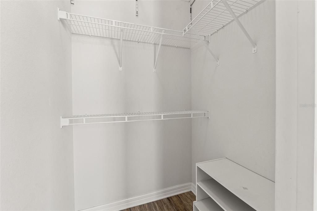 For Rent: $3,000 (4 beds, 2 baths, 1673 Square Feet)