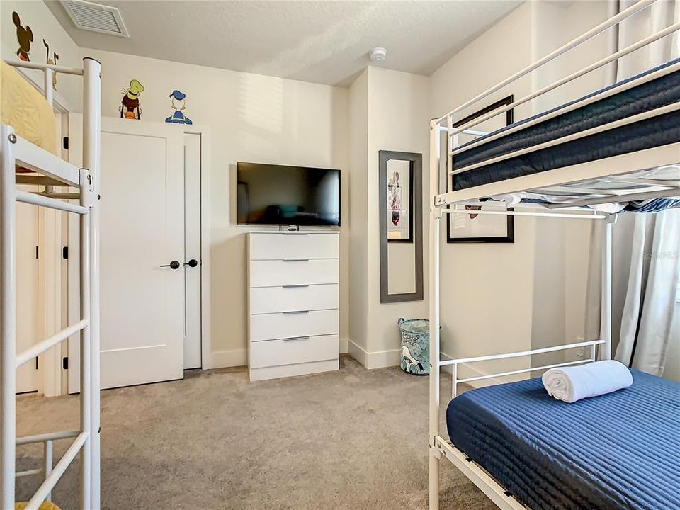 En Renta: $3,150 (3 camas, 3 baños, 1852 Pies cuadrados)