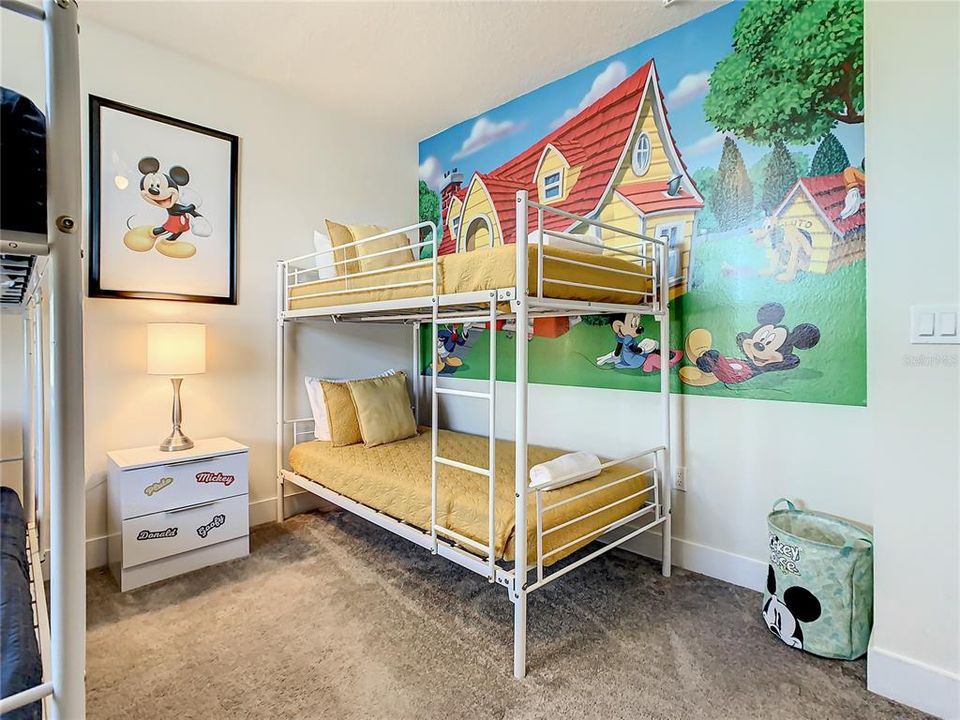 En Renta: $3,150 (3 camas, 3 baños, 1852 Pies cuadrados)