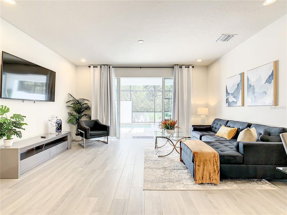 En Renta: $3,150 (3 camas, 3 baños, 1852 Pies cuadrados)