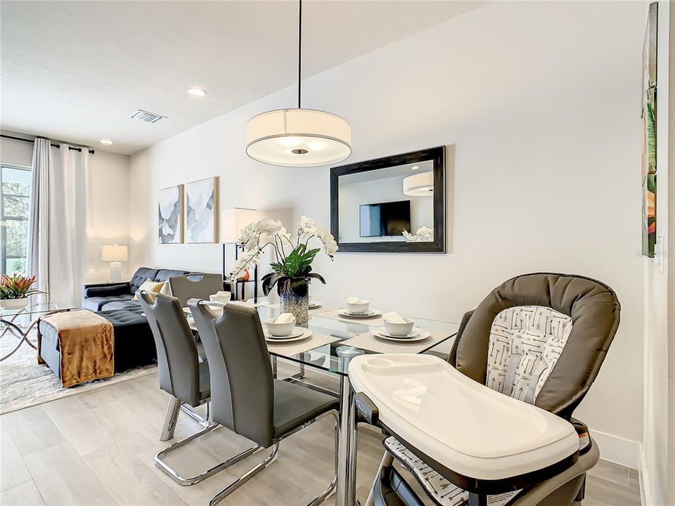 En Renta: $3,150 (3 camas, 3 baños, 1852 Pies cuadrados)