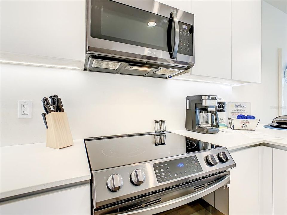 En Renta: $3,150 (3 camas, 3 baños, 1852 Pies cuadrados)