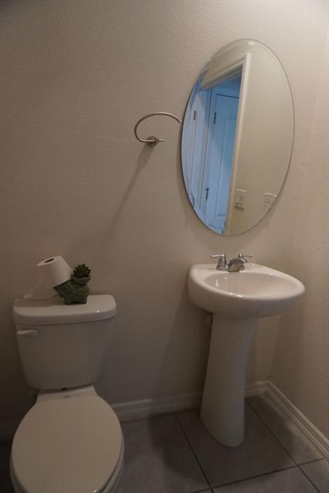 For Rent: $2,150 (3 beds, 2 baths, 1624 Square Feet)