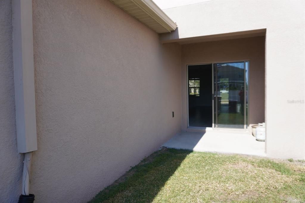 For Rent: $2,150 (3 beds, 2 baths, 1624 Square Feet)