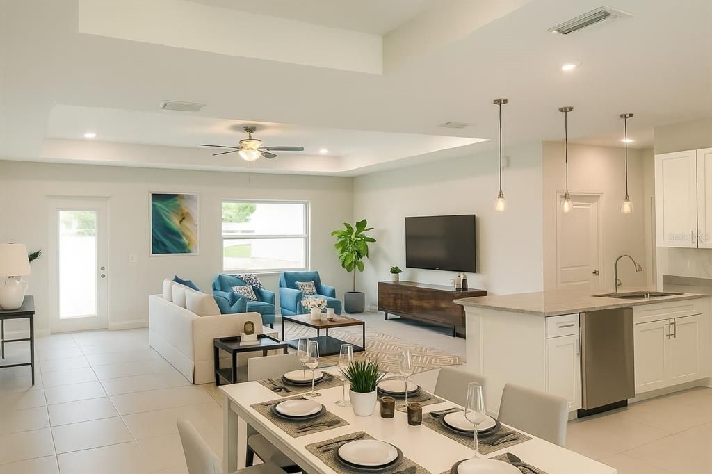 Active With Contract: $324,400 (3 beds, 2 baths, 1464 Square Feet)