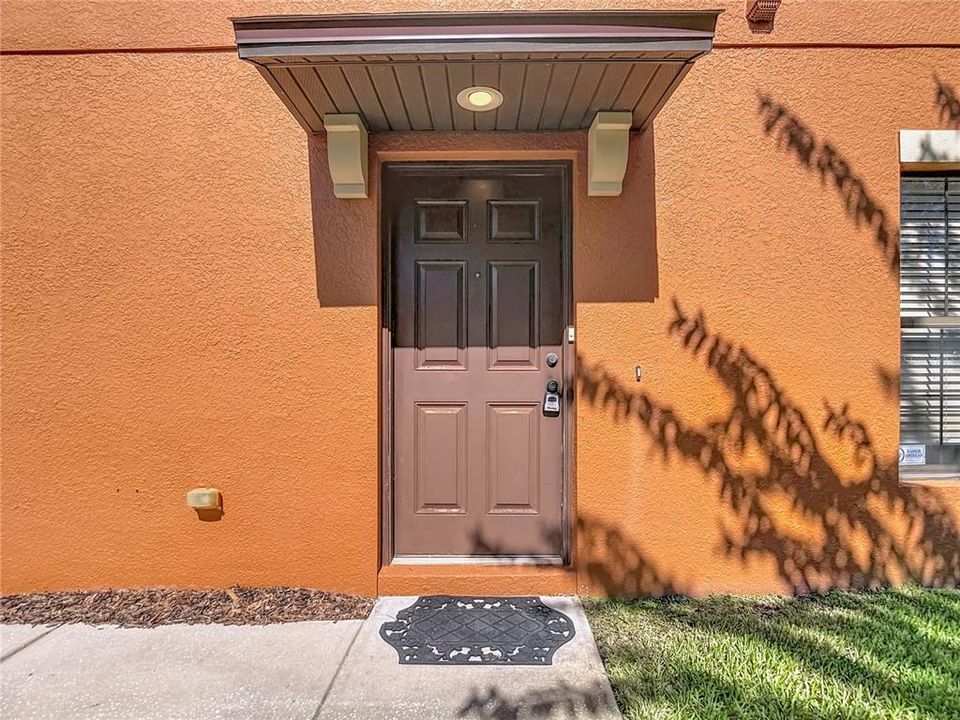 待售: $295,000 (3 贝兹, 2 浴室, 1832 平方英尺)