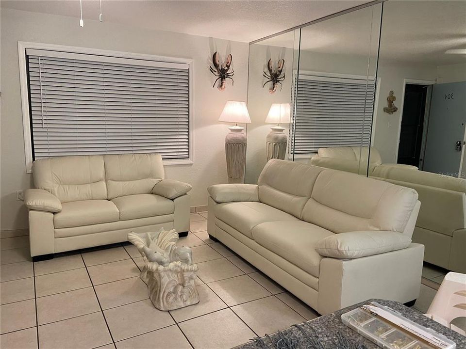 En Renta: $4,850 (2 camas, 2 baños, 910 Pies cuadrados)