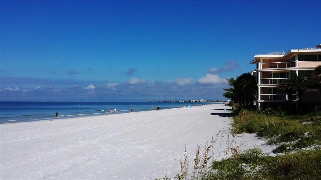 En Renta: $4,850 (2 camas, 2 baños, 910 Pies cuadrados)