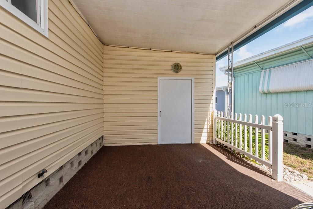 For Sale: $110,000 (2 beds, 1 baths, 798 Square Feet)