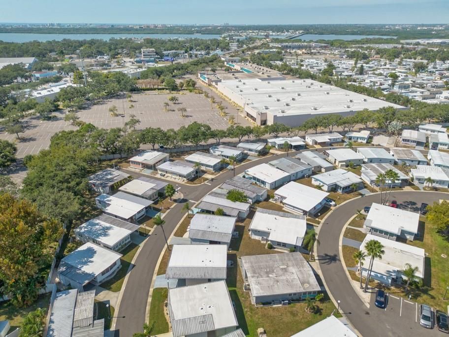 For Sale: $110,000 (2 beds, 1 baths, 798 Square Feet)