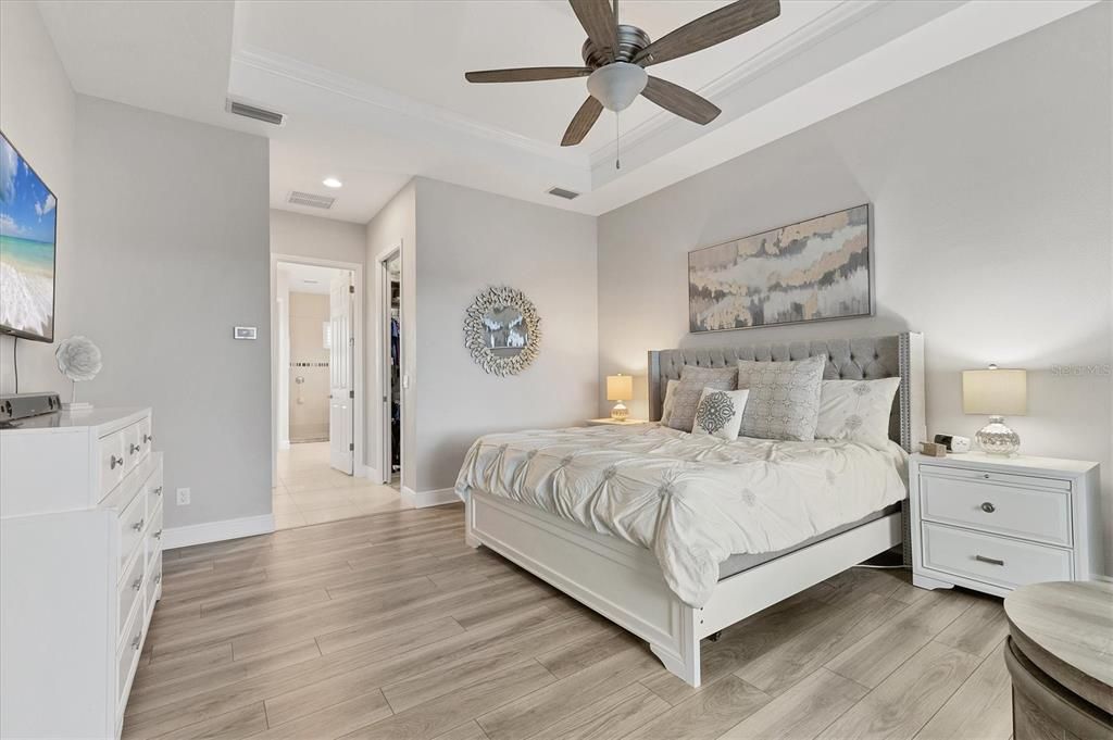 En Venta: $1,300,000 (5 camas, 3 baños, 3139 Pies cuadrados)