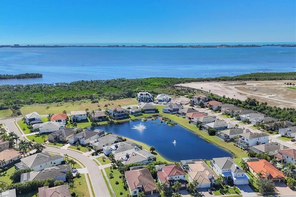 En Venta: $1,300,000 (5 camas, 3 baños, 3139 Pies cuadrados)