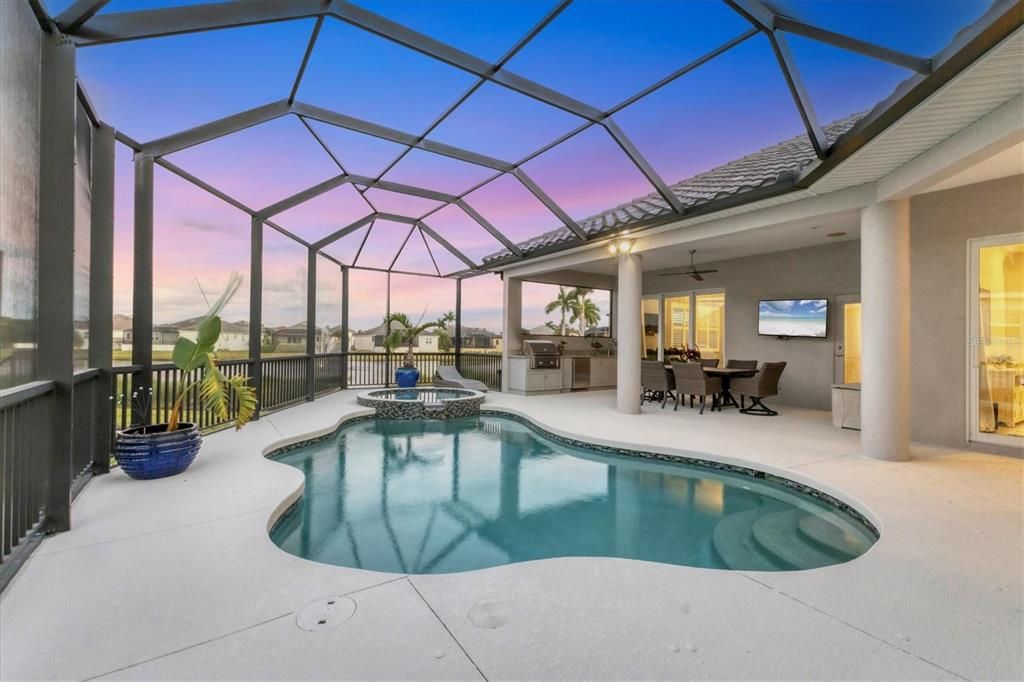 En Venta: $1,300,000 (5 camas, 3 baños, 3139 Pies cuadrados)