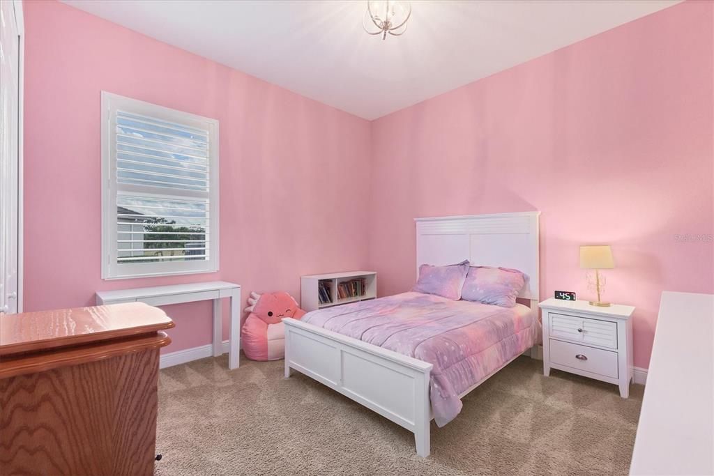 En Venta: $1,300,000 (5 camas, 3 baños, 3139 Pies cuadrados)