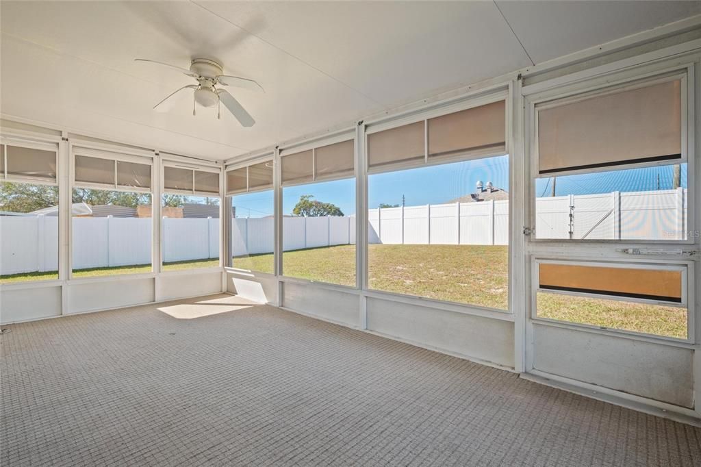 For Sale: $300,000 (3 beds, 2 baths, 1351 Square Feet)