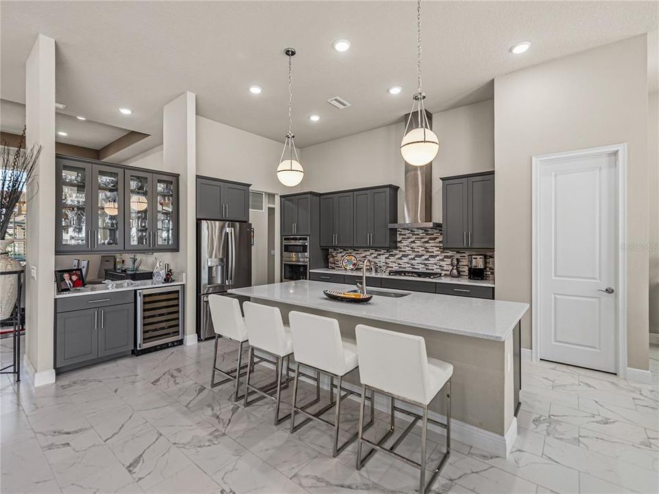 For Sale: $1,450,000 (3 beds, 3 baths, 3174 Square Feet)