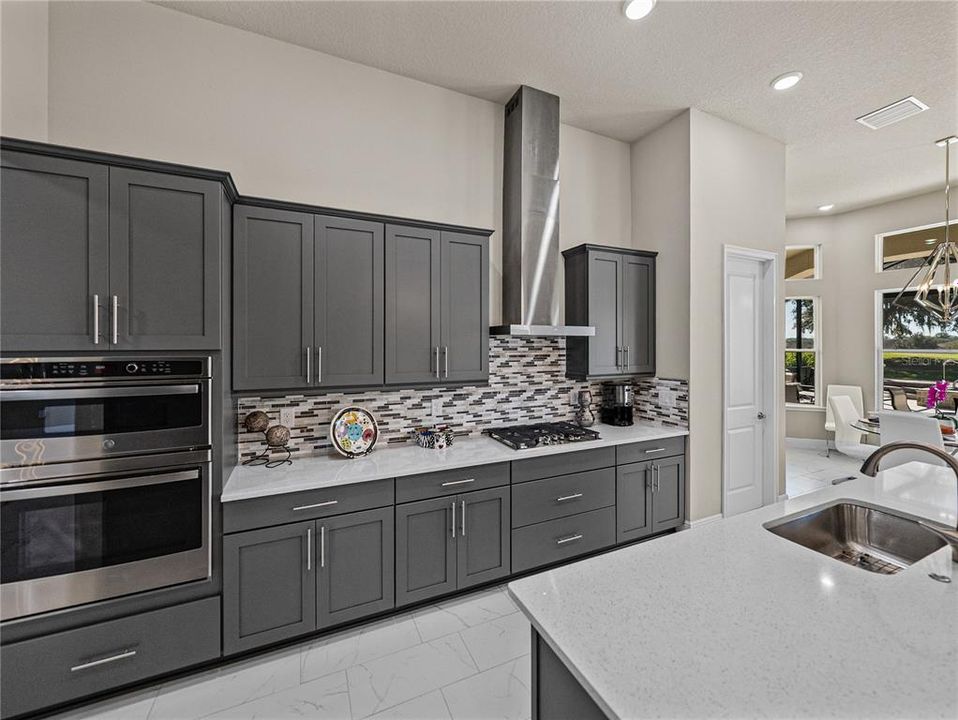 For Sale: $1,450,000 (3 beds, 3 baths, 3174 Square Feet)