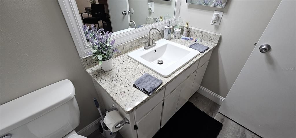 For Sale: $780,000 (5 beds, 4 baths, 1998 Square Feet)