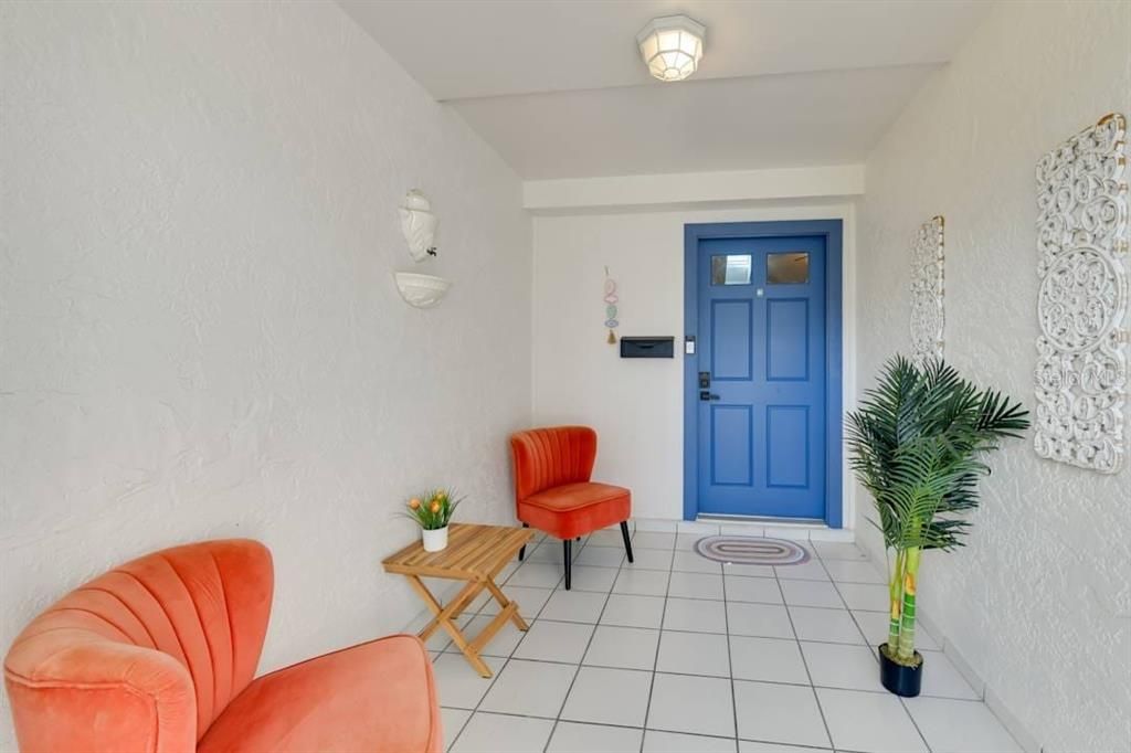 For Sale: $780,000 (5 beds, 4 baths, 1998 Square Feet)