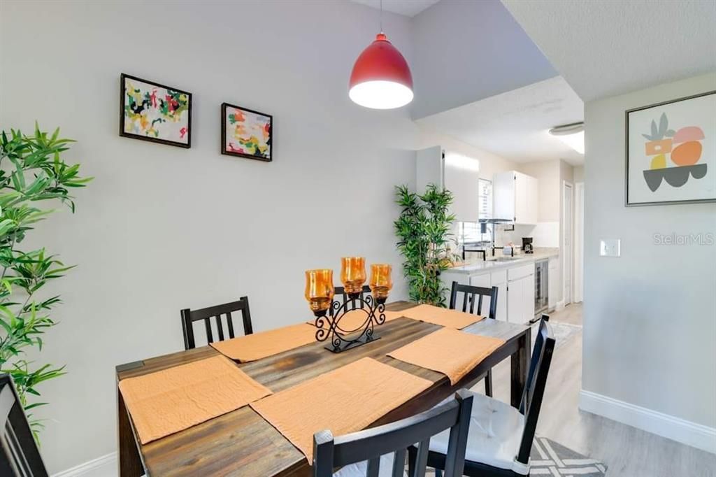 For Sale: $780,000 (5 beds, 4 baths, 1998 Square Feet)