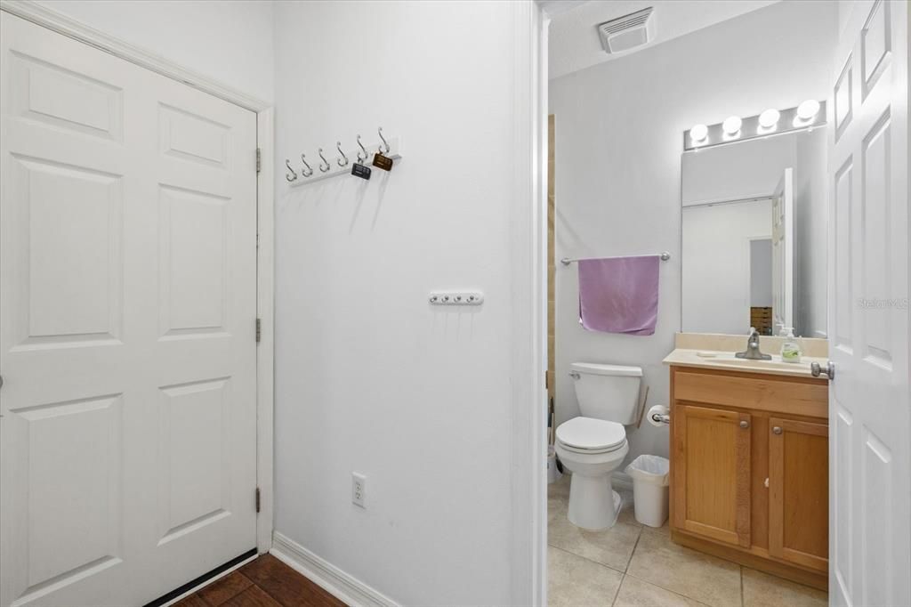 For Sale: $275,000 (3 beds, 2 baths, 1146 Square Feet)