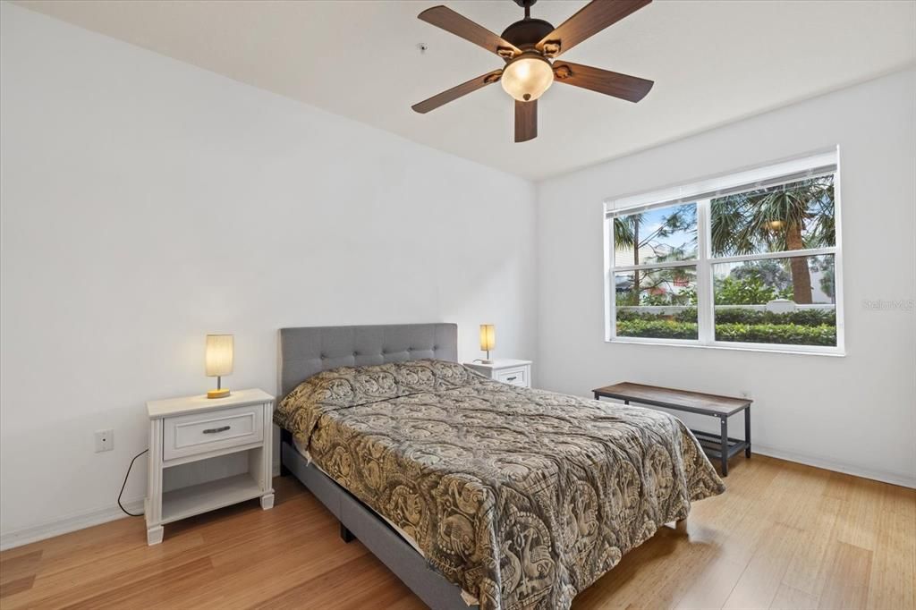 For Sale: $275,000 (3 beds, 2 baths, 1146 Square Feet)