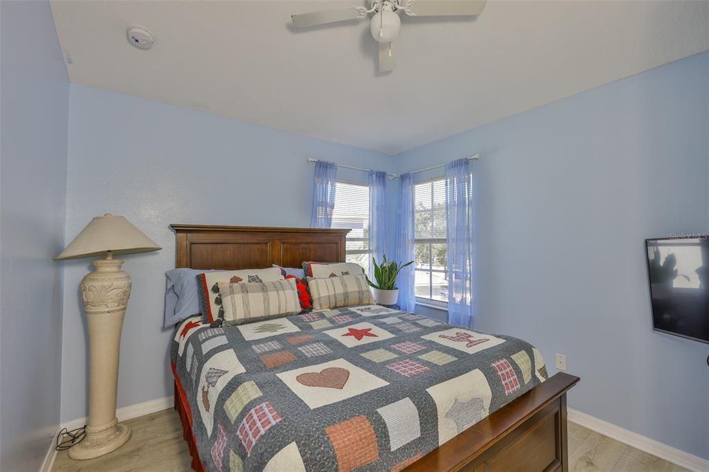 Active With Contract: $2,400 (3 beds, 2 baths, 1808 Square Feet)