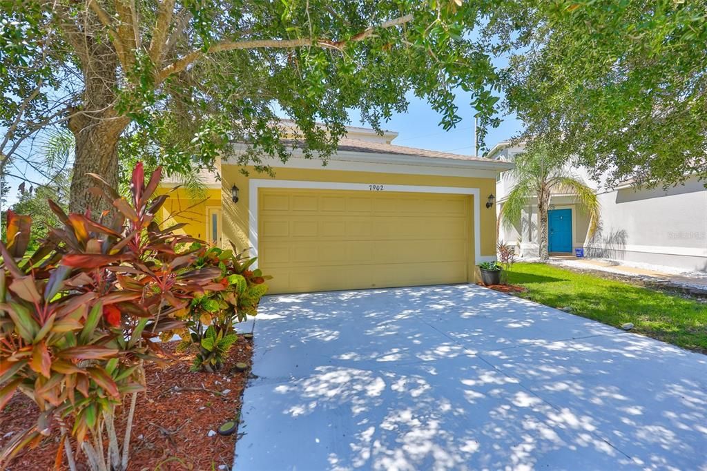 Active With Contract: $2,400 (3 beds, 2 baths, 1808 Square Feet)