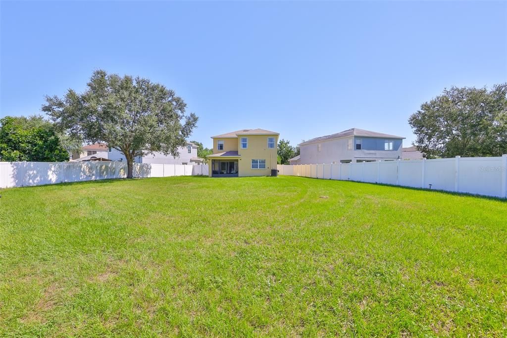 Active With Contract: $2,400 (3 beds, 2 baths, 1808 Square Feet)