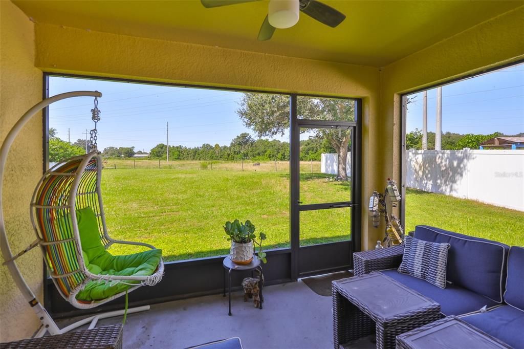 Active With Contract: $2,400 (3 beds, 2 baths, 1808 Square Feet)