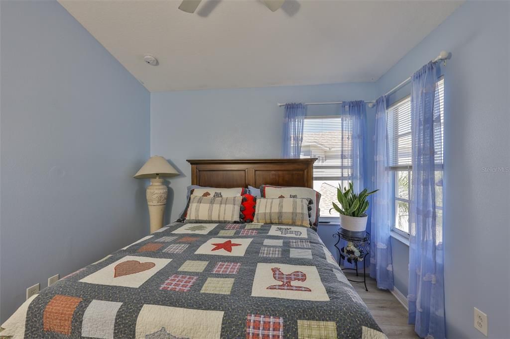 Active With Contract: $2,400 (3 beds, 2 baths, 1808 Square Feet)