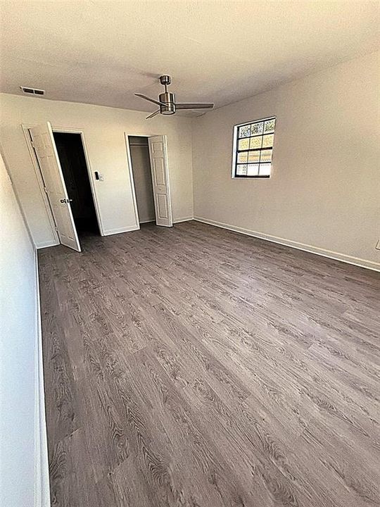 For Sale: $355,000 (3 beds, 2 baths, 1496 Square Feet)