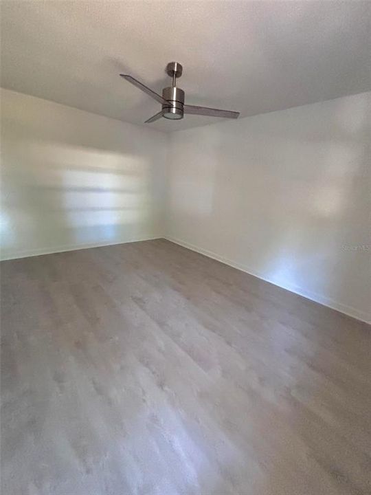 For Sale: $355,000 (3 beds, 2 baths, 1496 Square Feet)