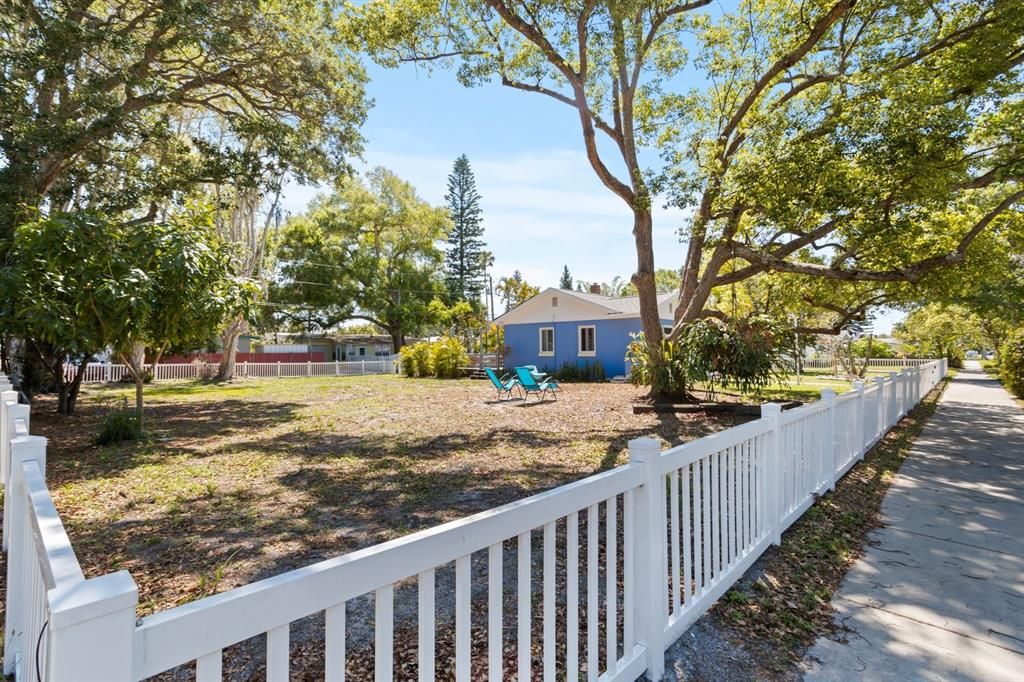 For Sale: $269,900 (0.10 acres)