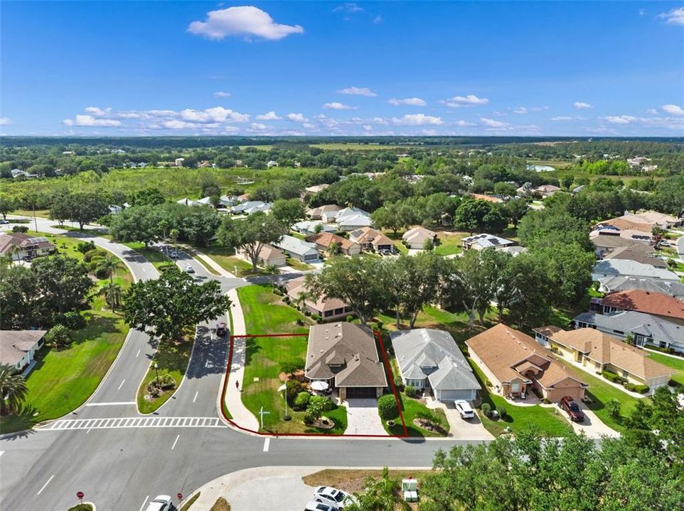 Под контрактом: $299,000 (3 спален, 2 ванн, 1560 Квадратных фут)