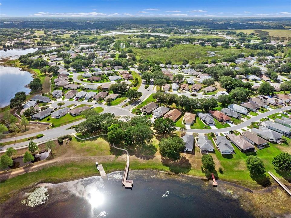 Под контрактом: $299,000 (3 спален, 2 ванн, 1560 Квадратных фут)