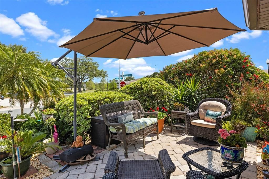 Под контрактом: $299,000 (3 спален, 2 ванн, 1560 Квадратных фут)