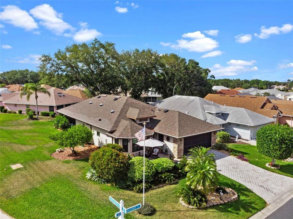 Под контрактом: $299,000 (3 спален, 2 ванн, 1560 Квадратных фут)