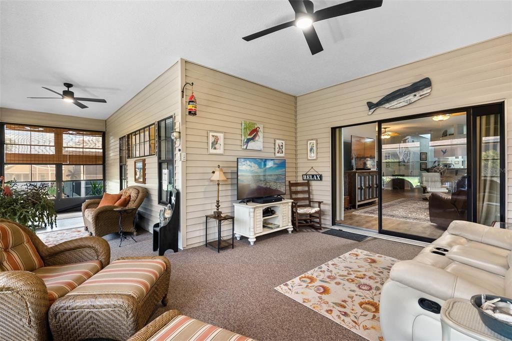 Под контрактом: $299,000 (3 спален, 2 ванн, 1560 Квадратных фут)