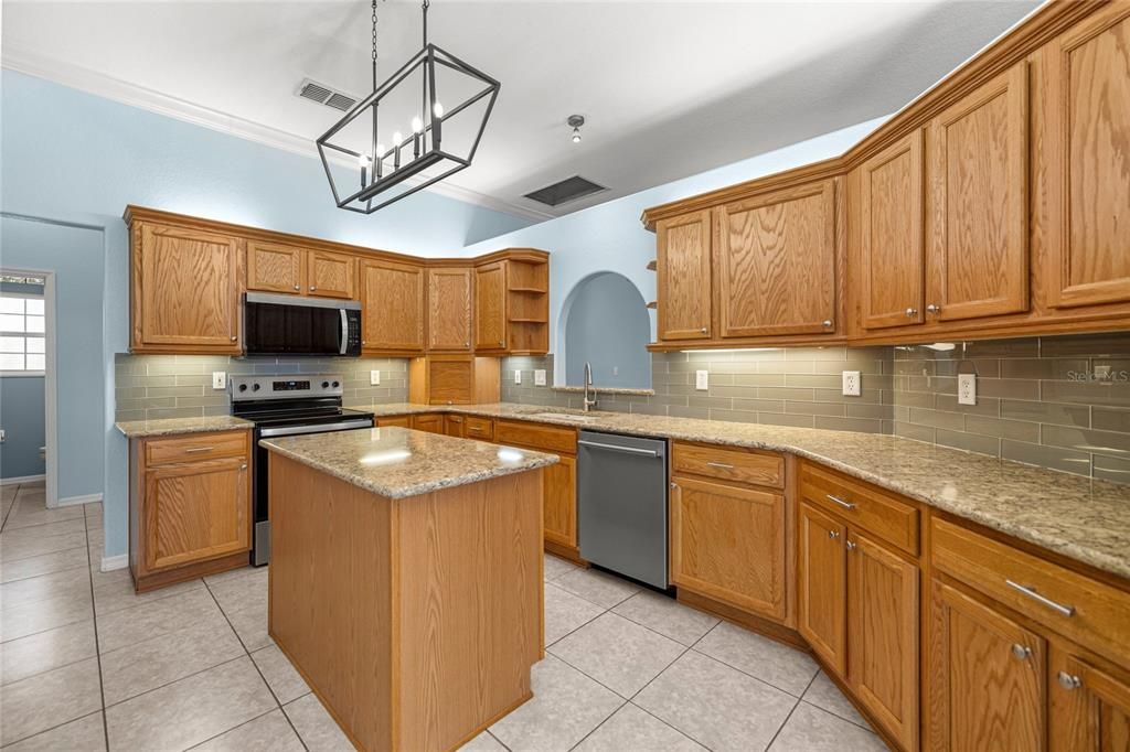 待售: $489,900 (3 贝兹, 2 浴室, 2505 平方英尺)