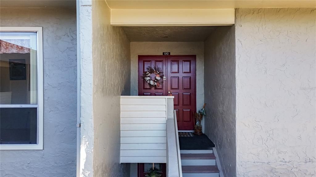 待售: $179,900 (2 贝兹, 1 浴室, 930 平方英尺)